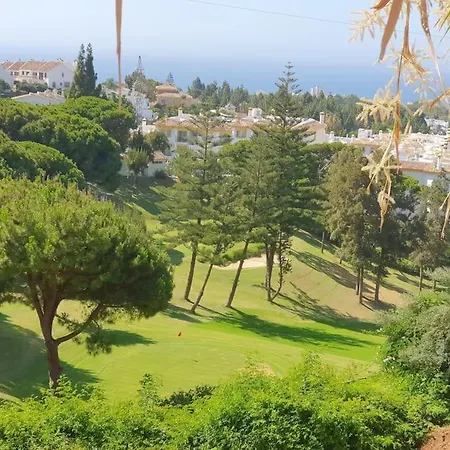 Golf/seaview 2 Bedroom In Sitio De Calahonda - דירה